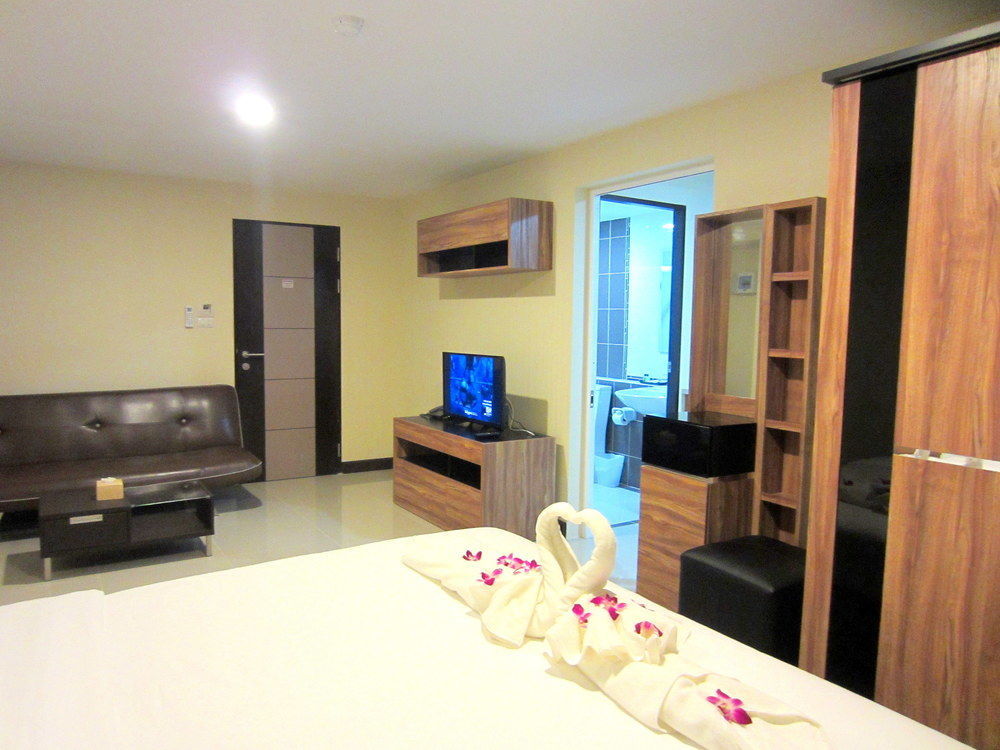 Life Grand Chiang Mai Hotell Exteriör bild