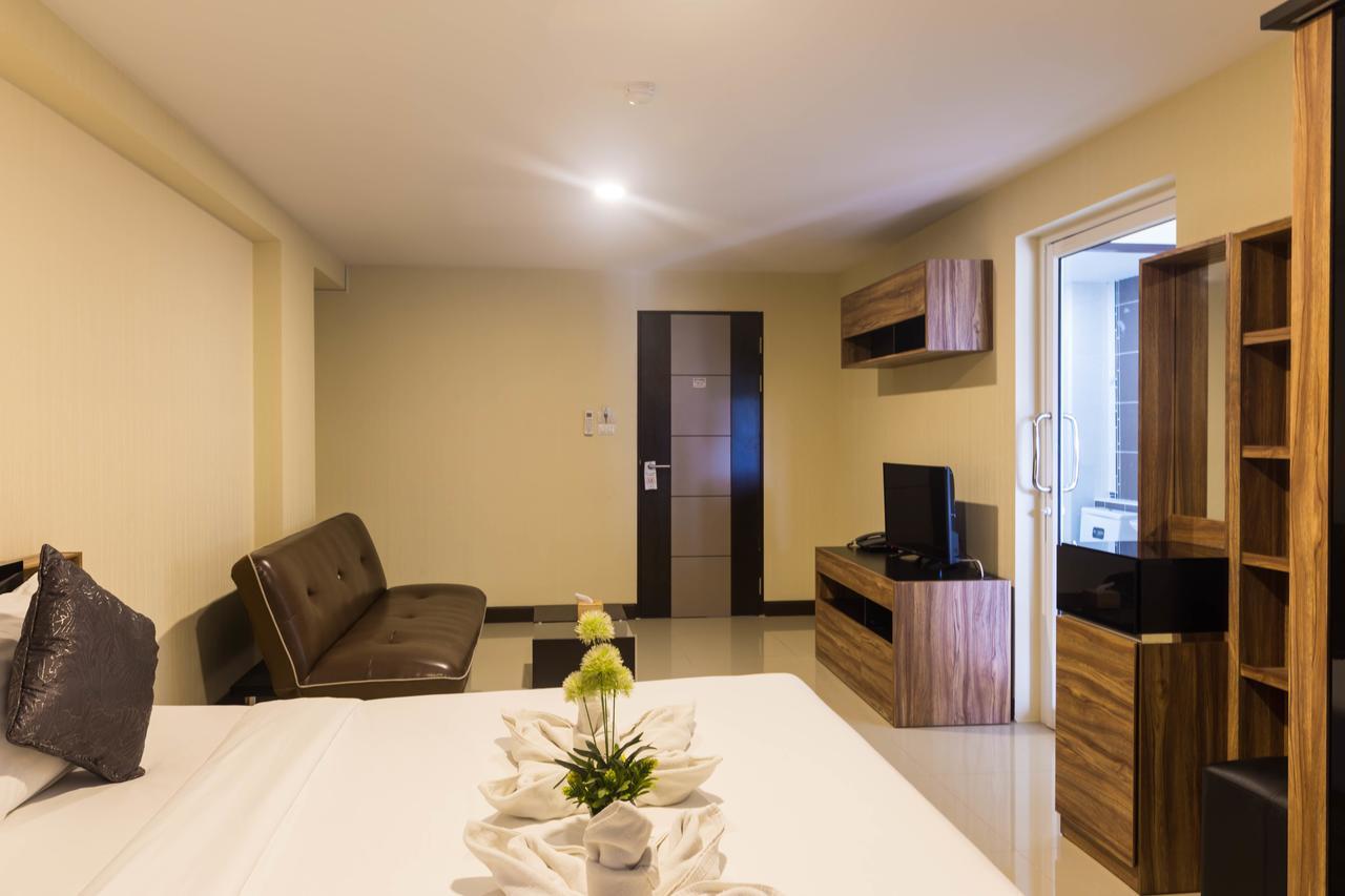 Life Grand Chiang Mai Hotell Exteriör bild